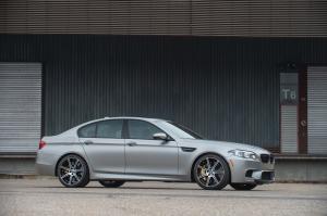 BMW M5 30 Jahre 2015 года
